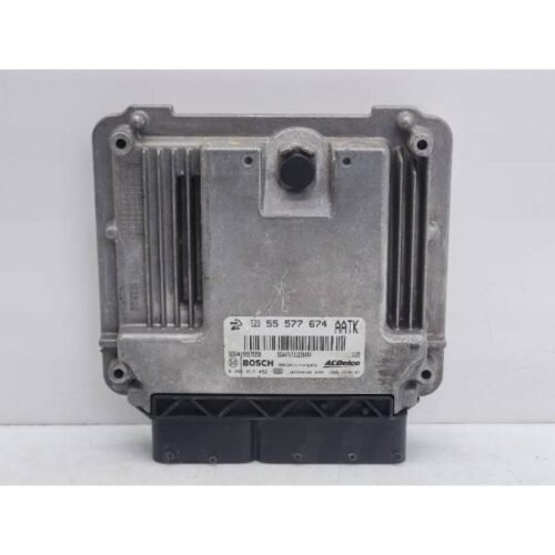 CENTRALINA MOTORE ECU OPEL Insignia Berlina 55577674 A20DTH diesel 1956 (08>17) 3672704 CENTRALINA MOTORE ECU OPEL Insignia Berlina 55577674 A20DTH diesel 1956 (08>17) 3672704