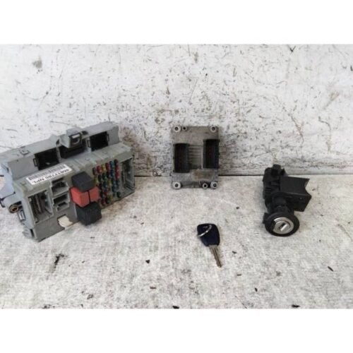 KIT CENTRALINA MOTORE FIAT Punto Berlina 3P 2° Serie 0 261 206 981 188A5000 Benzina 1200 (99>03) 3635435 KIT CENTRALINA MOTORE FIAT Punto Berlina 3P 2° Serie 0 261 206 981 188A5000 Benzina 1200 (99>03) 3635435