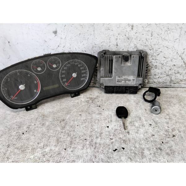 KIT CENTRALINA MOTORE FORD Focus Berlina 3° Serie 0 281 012 487 G8DB Diesel 1600 (04>08) 3631417 KIT CENTRALINA MOTORE FORD Focus Berlina 3° Serie 0 281 012 487 G8DB Diesel 1600 (04>08) 3631417