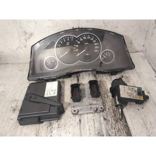 KIT CENTRALINA MOTORE OPEL Meriva 1° Serie 0261208255 55353613 13173382XU Z14XEP benzina 1364 (03>06) 3648156 KIT CENTRALINA MOTORE OPEL Meriva 1° Serie 0261208255 55353613 13173382XU Z14XEP benzina 1364 (03>06) 3648156