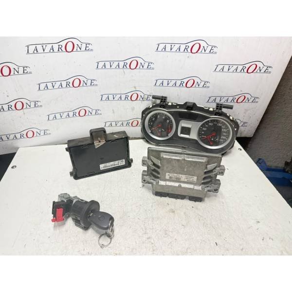 KIT CENTRALINA MOTORE RENAULT Clio Serie 8200937869 Bifuel/Gas 1200 (08>15) 3681759 KIT CENTRALINA MOTORE RENAULT Clio Serie 8200937869 Bifuel/Gas 1200 (08>15) 3681759