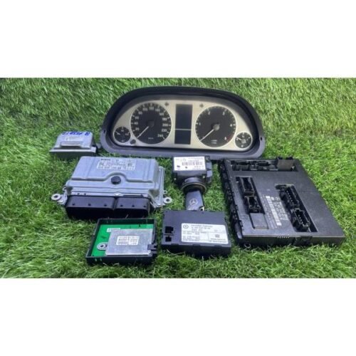 KIT CHIAVI CENTRALINA MOTORE MERCEDES Classe B W245 1° Serie 0281012957 Diesel 2.0 (05>11) 3656750