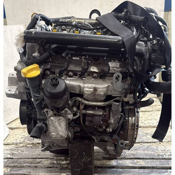 MOTORE SEMICOMPLETO SUZUKI Swift 4° Serie 1325139 diesel 1300 (04>10) 3647548 MOTORE SEMICOMPLETO SUZUKI Swift 4° Serie 1325139 diesel 1300 (04>10) 3647548