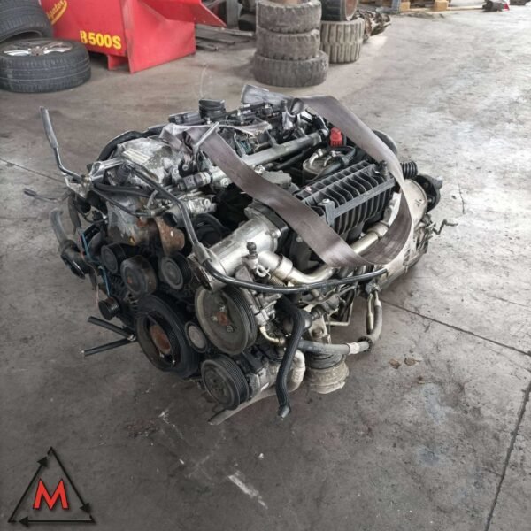 Motore 646963 MERCEDES CLASSE C W203 2000-2004 2.2 DIESEL 105 kW usato (109125) Motore 646963 MERCEDES CLASSE C W203 2000-2004 2.2 DIESEL 105 kW usato (109125)