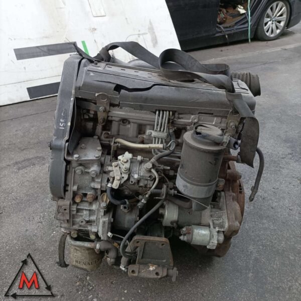 Motore 8140.67 per RENAULT MASTER MK2 1999-2006 2.5 DIESEL 90 kW usato (108174)