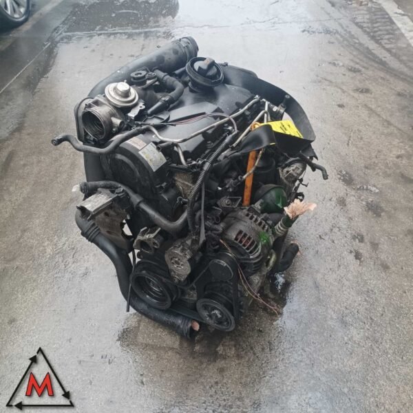 Motore BKC per AUDI A3 MK2 2003-2008 8P 1.9 DIESEL 77kW usato (113543) Motore BKC per AUDI A3 MK2 2003-2008 8P 1.9 DIESEL 77kW usato (113543)