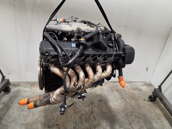 Motore BMW SERIE 3 E30 CABRIO Gasolina usato Motore BMW SERIE 3 E30 CABRIO Gasolina usato