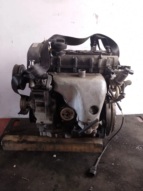 Motore completo Volkswagen Golf (1997 - 2006) 1.6 77 KW benzina BCB