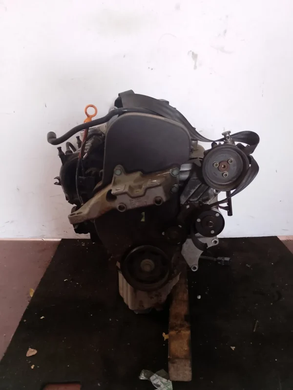 Motore completo Volkswagen Golf (1997 - 2006) 1.6 77 KW benzina BCB