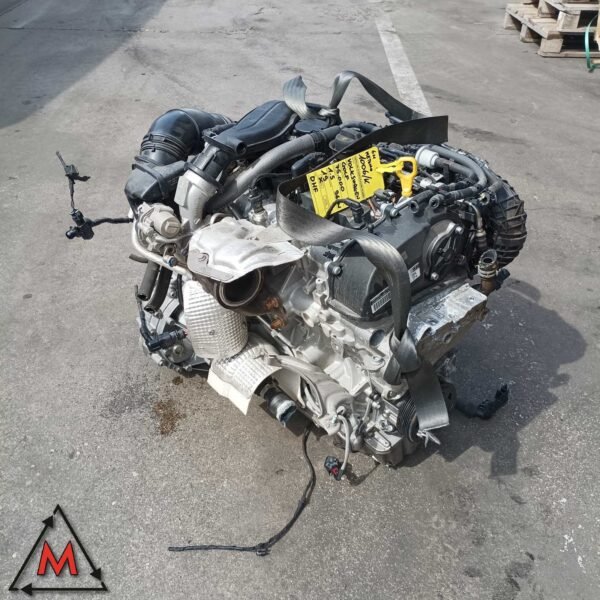 Motore DHF 75.000 km VOLKSWAGEN GOLF MK7 2017-2019 1.5 BENZINA 96kW usato 119657