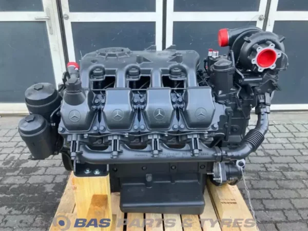 Motore Mercedes OM502 542.966 500 Diesel 550 CV — F0001713 Motore Mercedes OM502 542.966 500 Diesel 550 CV — F0001713