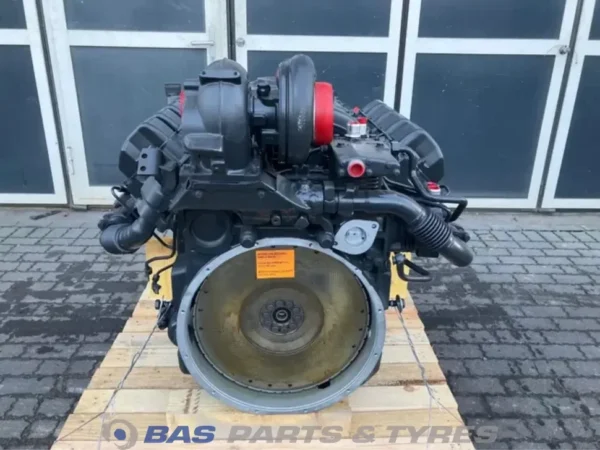 Motore Mercedes OM502 542.966 500 Diesel 550 CV — F0001713 Motore Mercedes OM502 542.966 500 Diesel 550 CV — F0001713