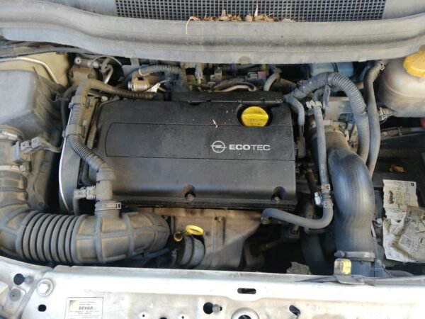 Motore OPEL ZAFIRA B usato