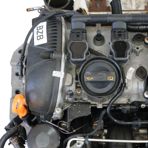Motore semicompleto Audi A3 8P VW Passat B6 — 06J100031S Motore semicompleto Audi A3 8P VW Passat B6 — 06J100031S