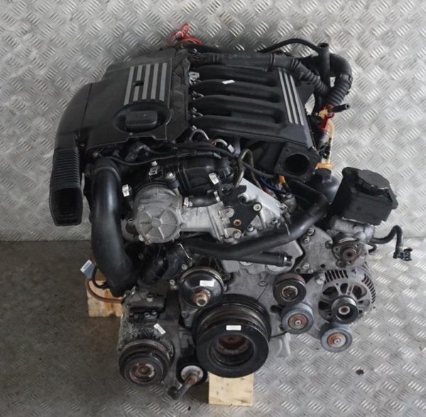Motore semicompleto BMW 3 Series E46 330d Diesel — 0018016 Motore semicompleto BMW 3 Series E46 330d Diesel — 0018016