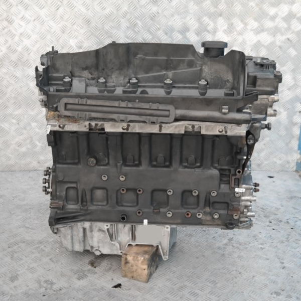 Motore semicompleto BMW 3 Series E46 330d Diesel — 0018016 Motore semicompleto BMW 3 Series E46 330d Diesel — 0018016
