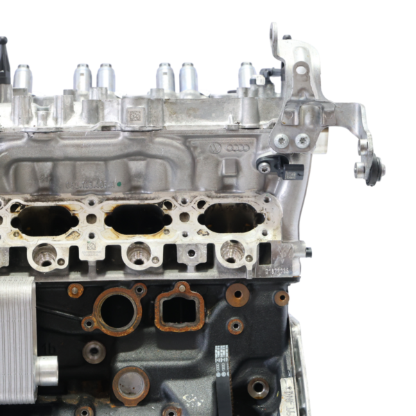 Motore semicompleto Volkswagen Golf R Mk8 — 06Q100031E Motore semicompleto Volkswagen Golf R Mk8 — 06Q100031E